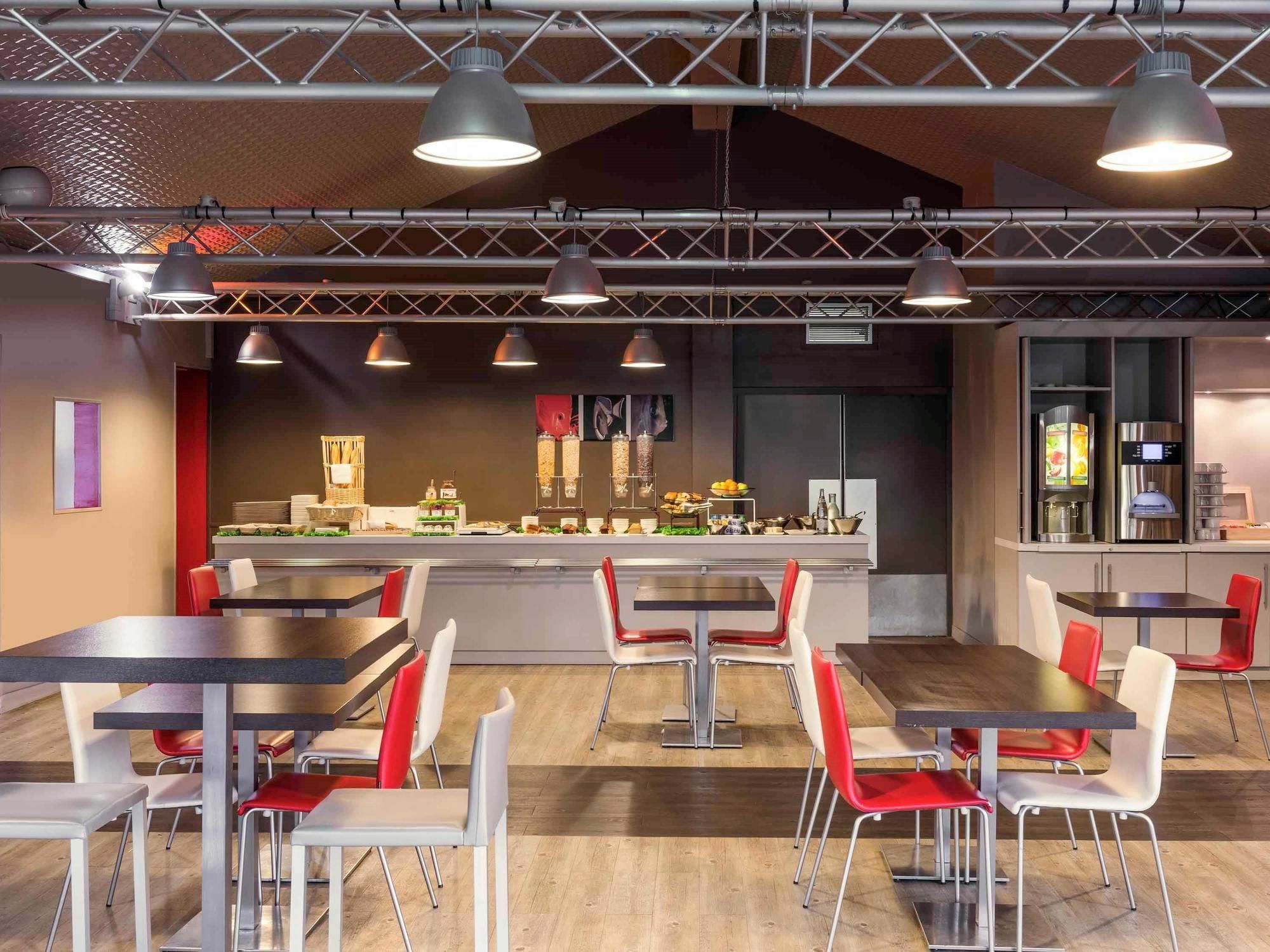Hotel Ibis Cergy Pontoise Le Port Exteriér fotografie